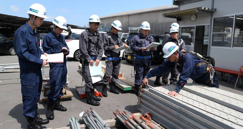 尾園建設 新入社員実地研修風景