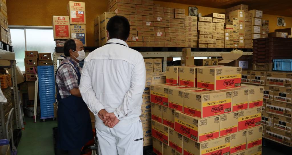 フードバンク福岡様へ食料品を寄贈