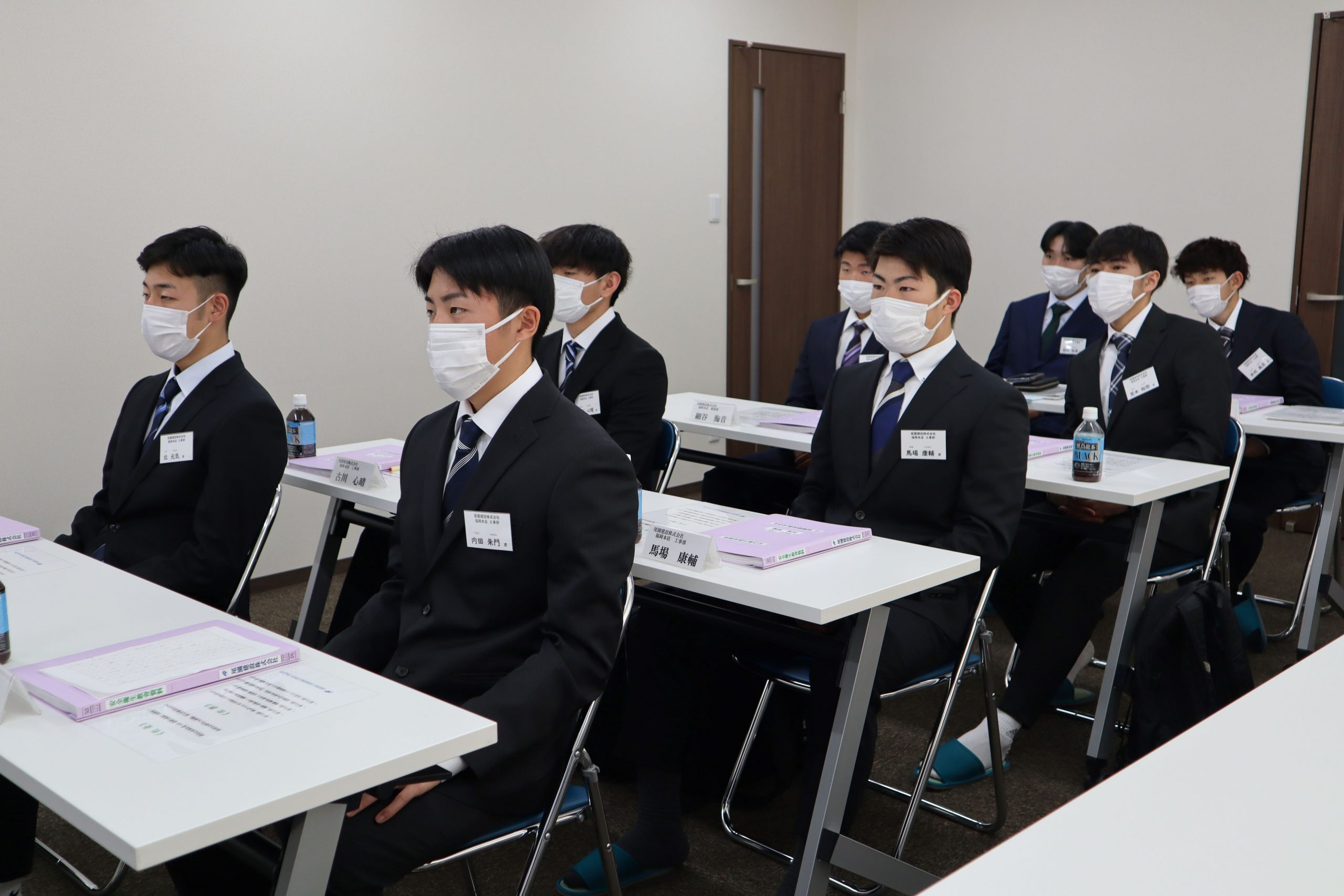 尾園建設　新入社員事務所研修風景